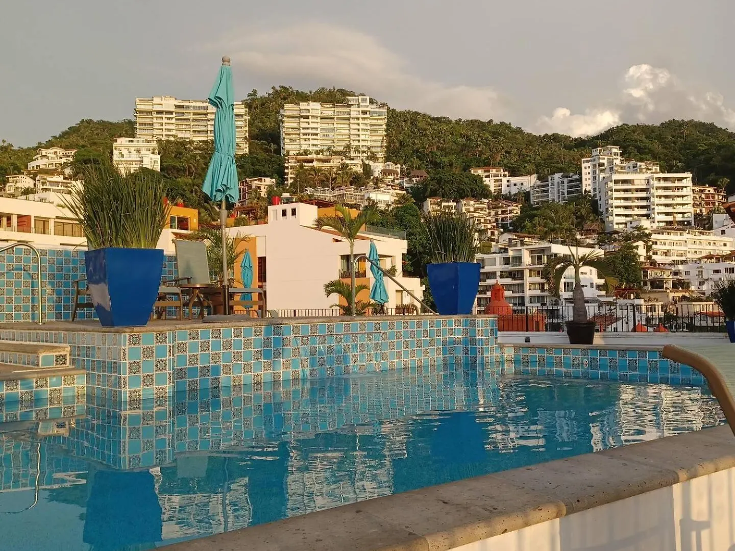 Los Muertos Escape Puerto Vallarta