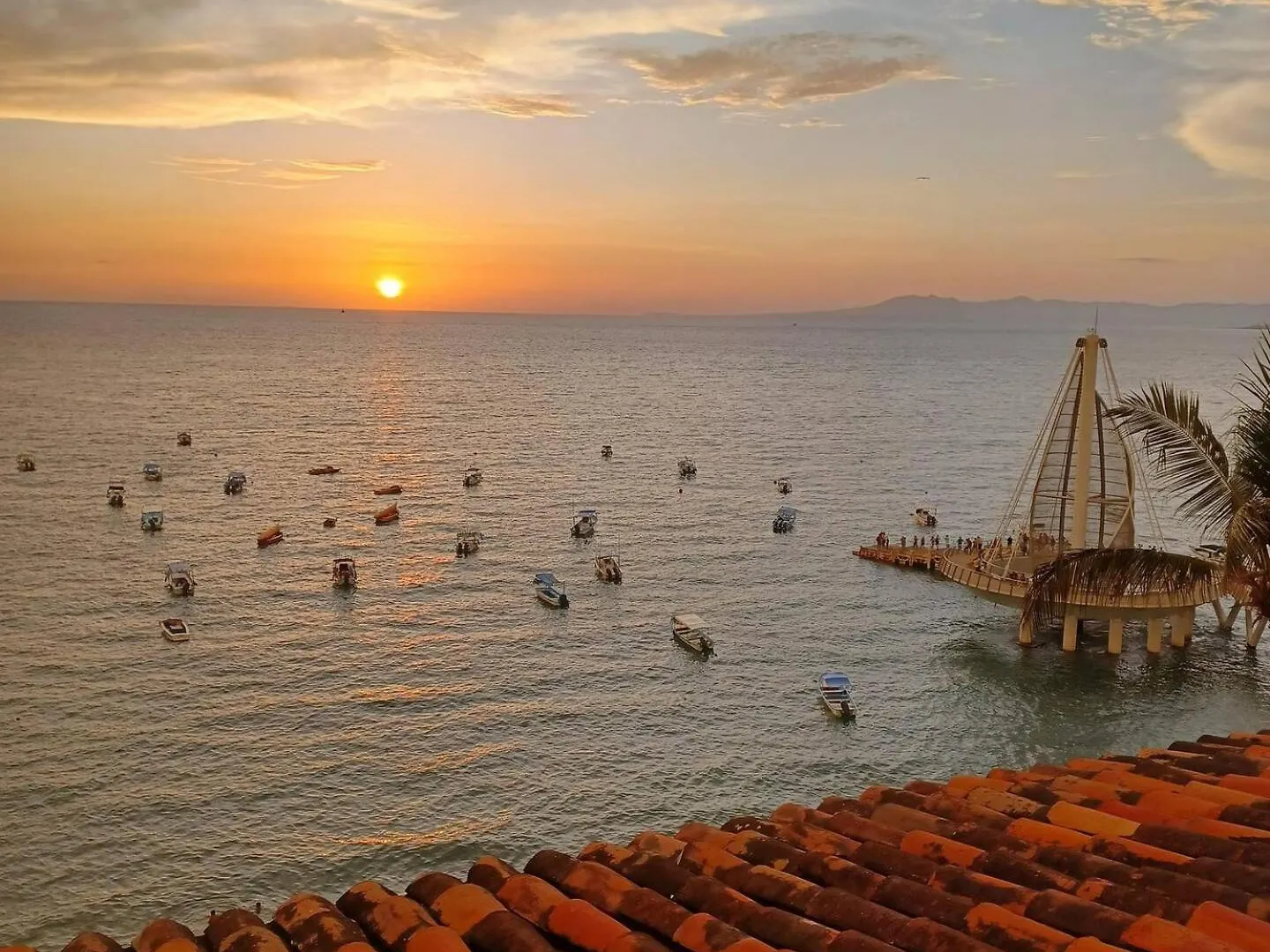 Los Muertos Escape Puerto Vallarta 0*,  Mexico
